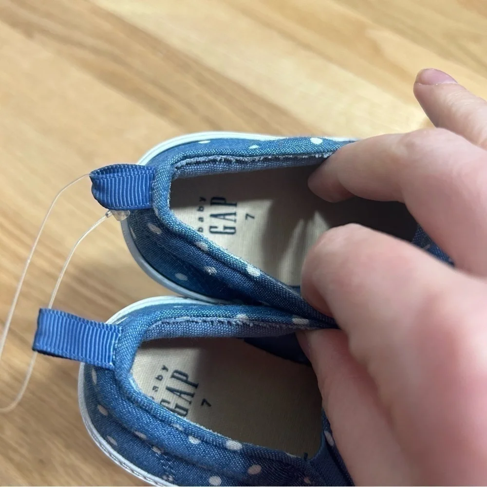 Baby Gap Blue Polka Dot Canvas Shoes Sz 7 Toddler Girl Denim Jean Color Slip On